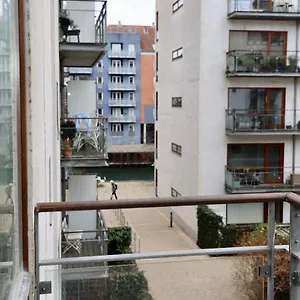 https://scandi-hygge-2-bed-flat-in-charming-christianshavn.copenhagenhotelselect.com