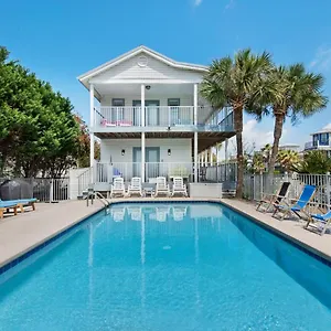 https://a-vip-hideaway-by-realjoy-vacations.panamacity-beachhotels.com